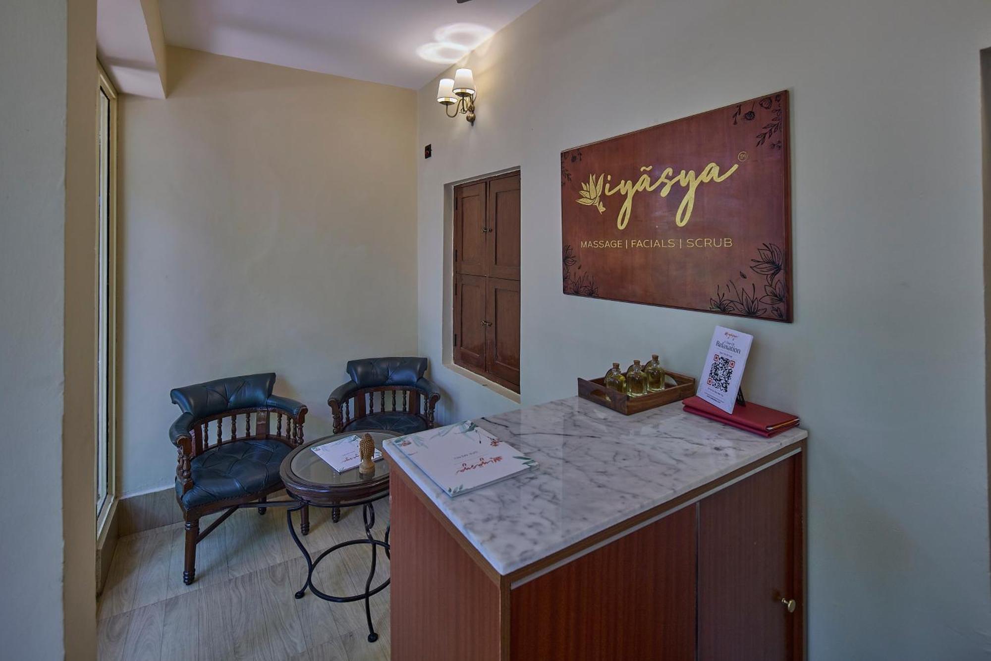 Royal Orchid Metropole Mysore Ngoại thất bức ảnh