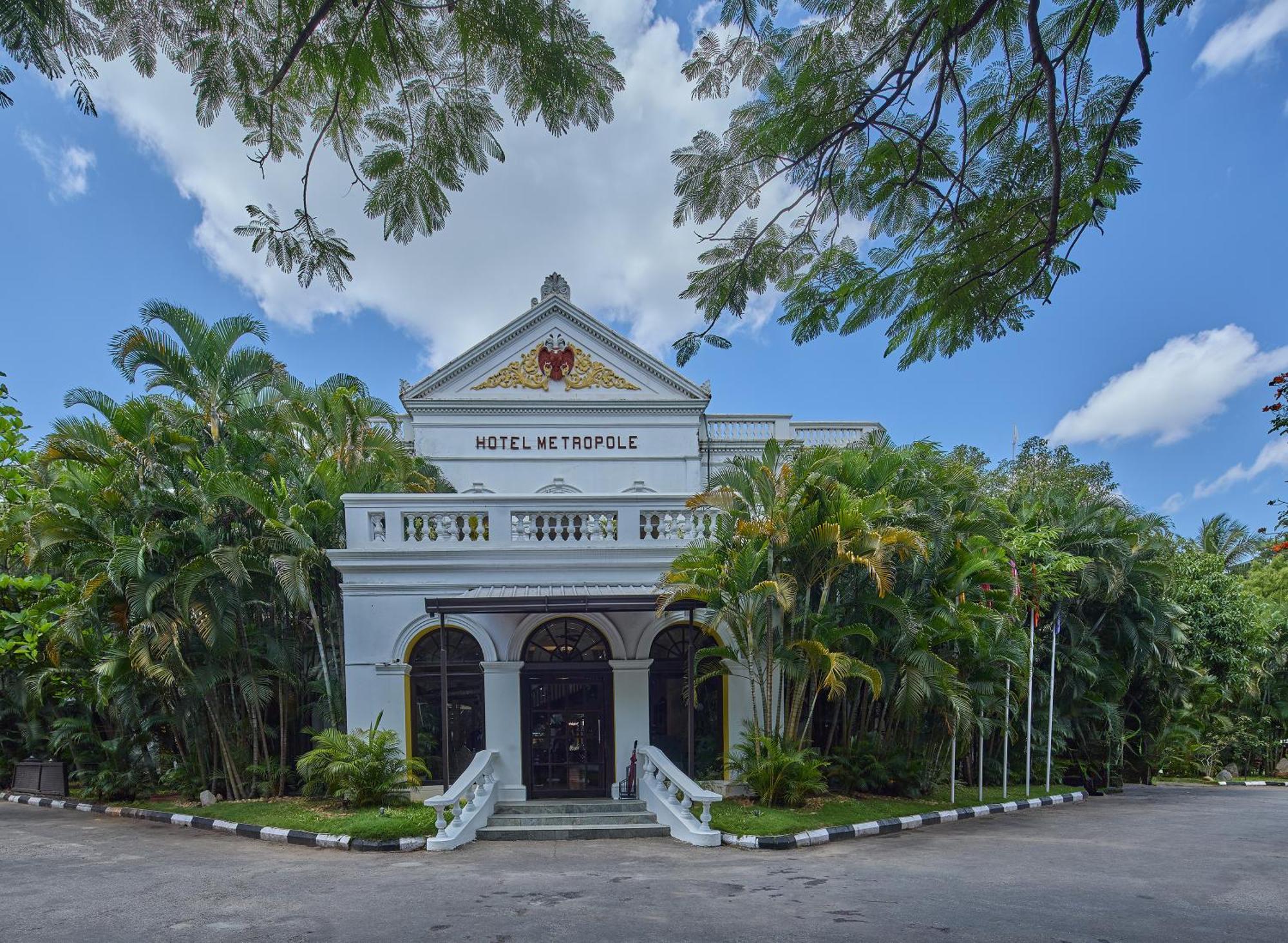 Royal Orchid Metropole Mysore Ngoại thất bức ảnh